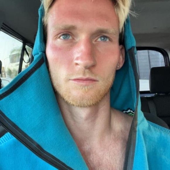 Meet your Posher, Joel - Picture 1 of 1